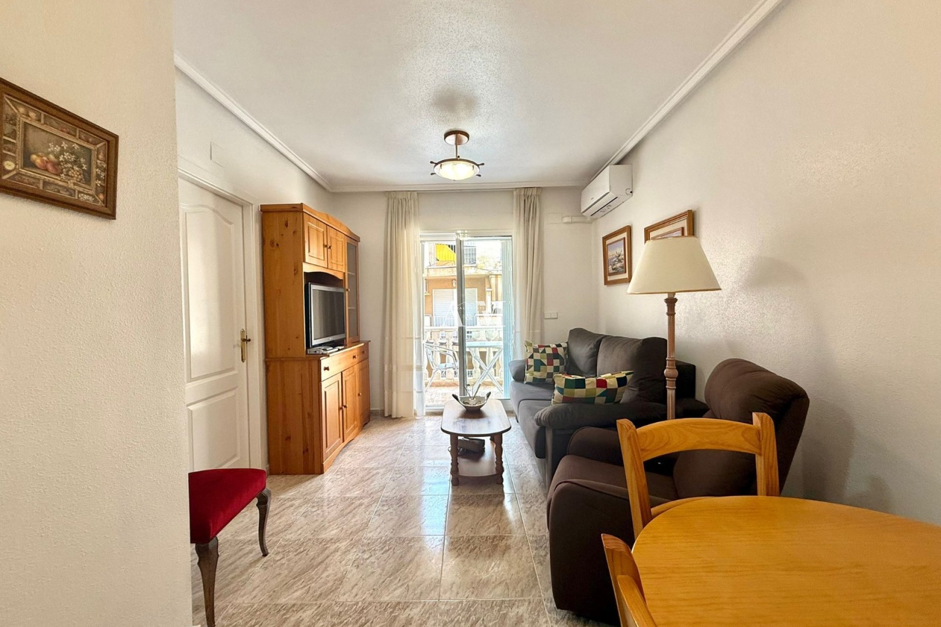 Alquiler a largo plazo - Apartamento / piso - Torrevieja - Playa de los Locos