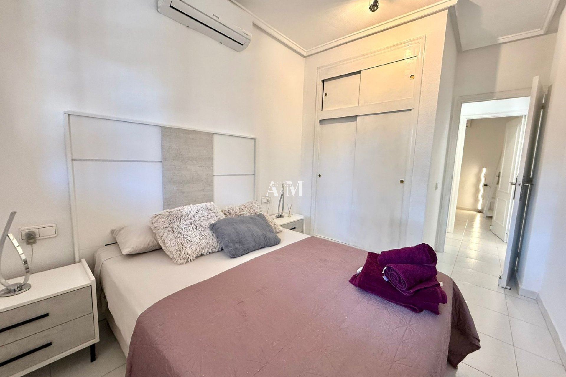 Alquiler a largo plazo - Apartamento / piso - Torrevieja - Playa de los Locos