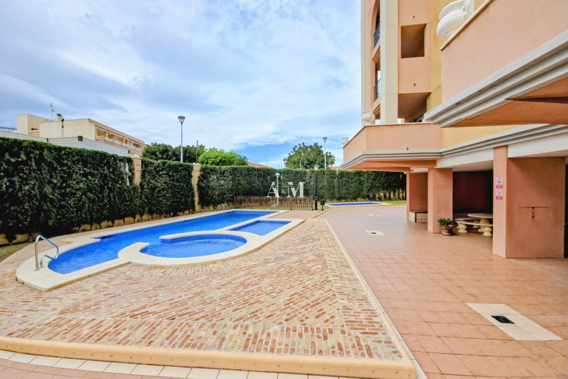 Alquiler a largo plazo - Apartamento / piso - Torrevieja - Playa de los Locos