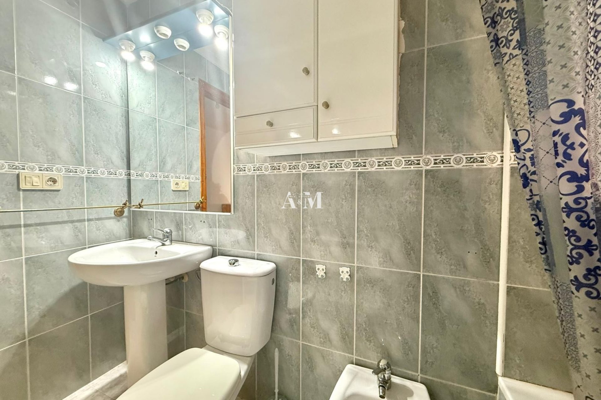 Alquiler a largo plazo - Apartamento / piso - Torrevieja - Playa de los Locos