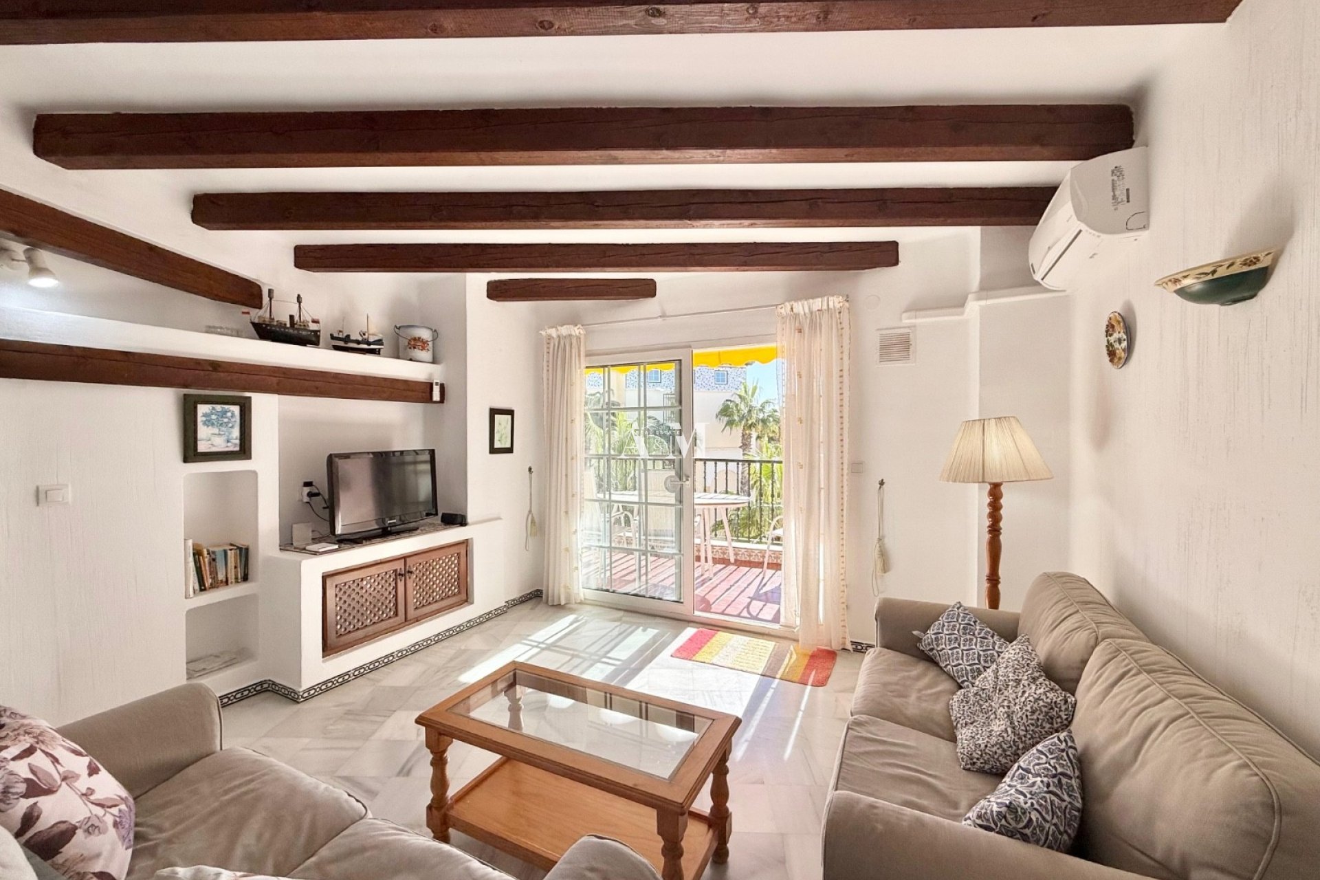 Alquiler a largo plazo - Apartamento / piso - Torrevieja - Playa de los Locos