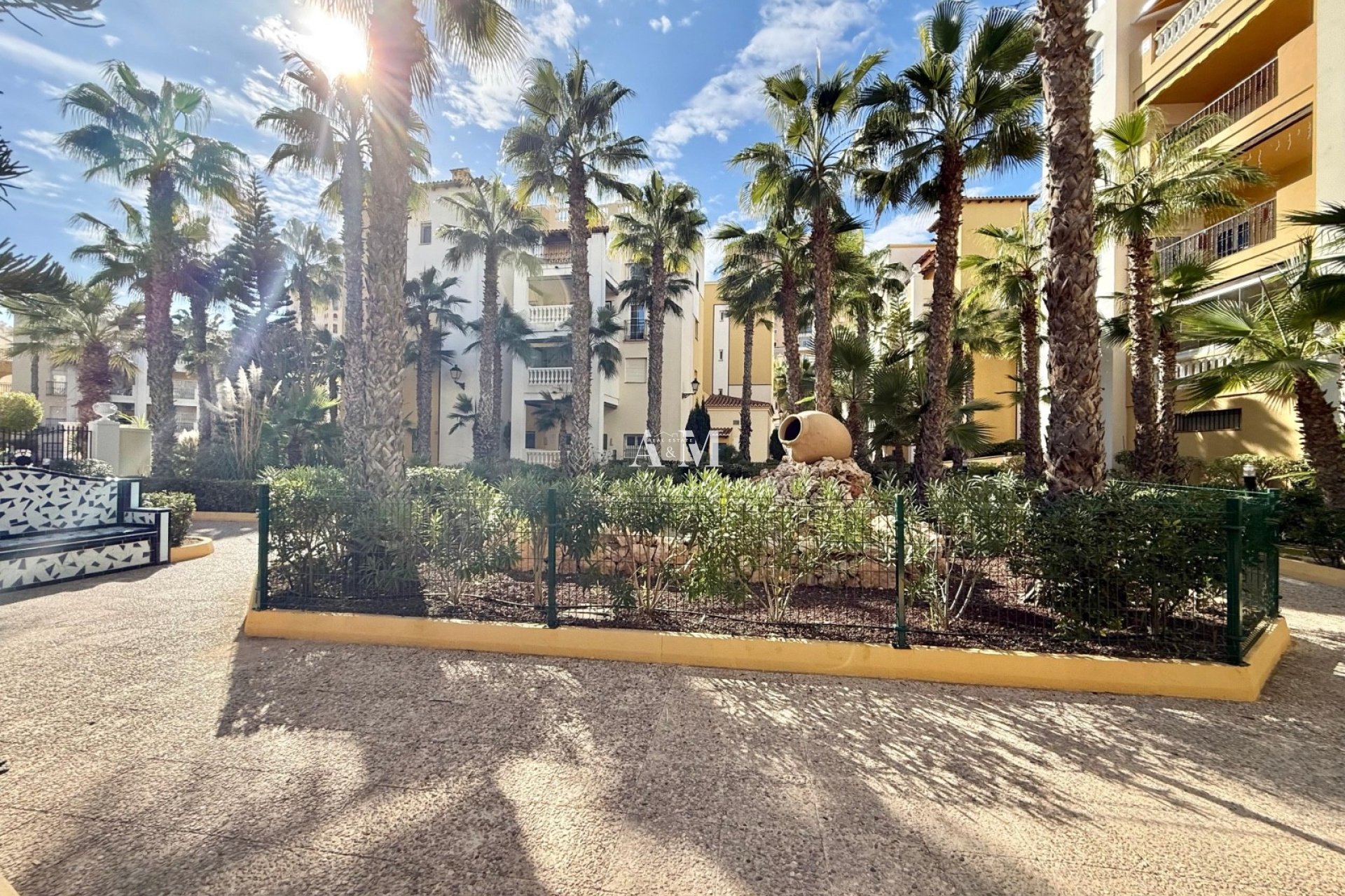 Alquiler a largo plazo - Apartamento / piso - Torrevieja - Playa de los Locos