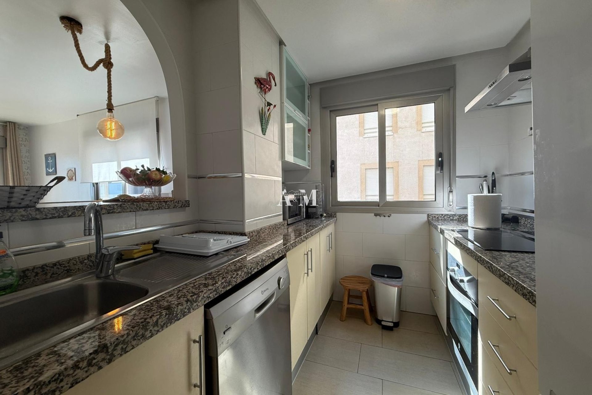 Alquiler a largo plazo - Apartamento / piso - Torrevieja - Playa de los Locos