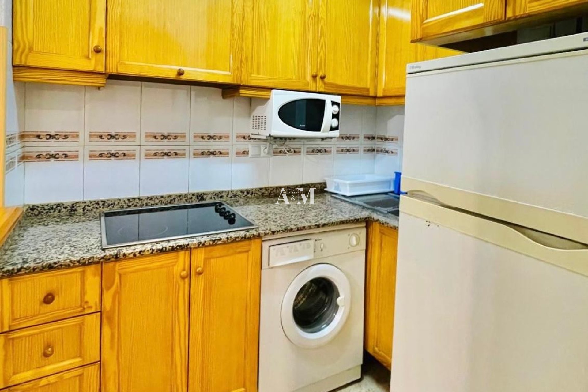 Alquiler a largo plazo - Apartamento / piso - Torrevieja - Playa de los Locos