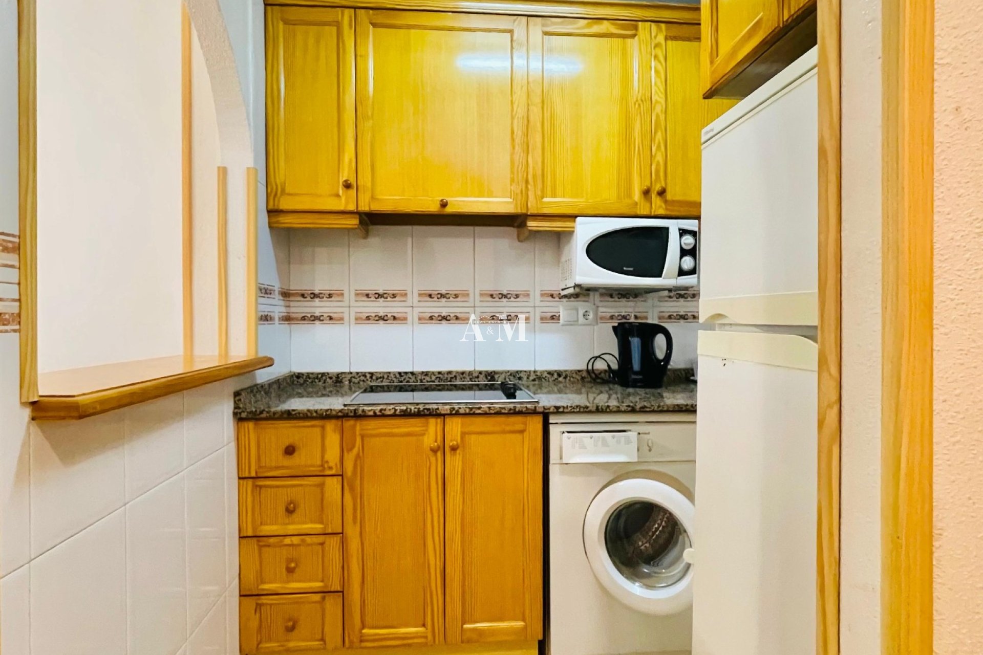 Alquiler a largo plazo - Apartamento / piso - Torrevieja - Playa de los Locos