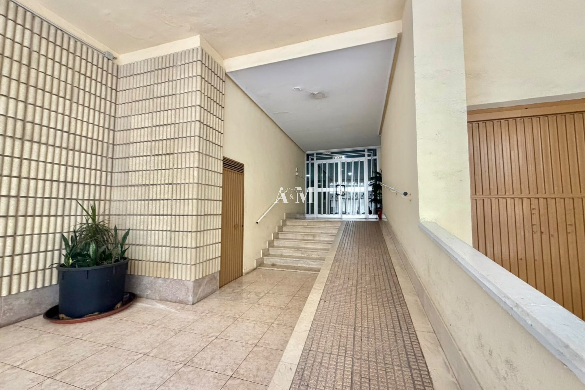 Alquiler a largo plazo - Apartamento / piso - Torrevieja - Playa del Cura