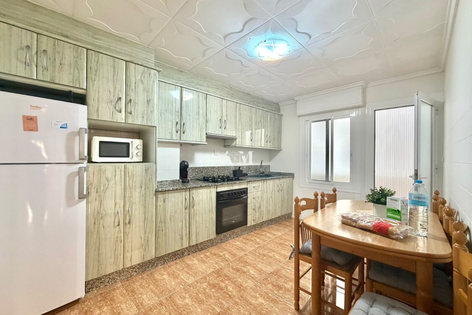 Alquiler a largo plazo - Apartamento / piso - Torrevieja - Playa del Cura