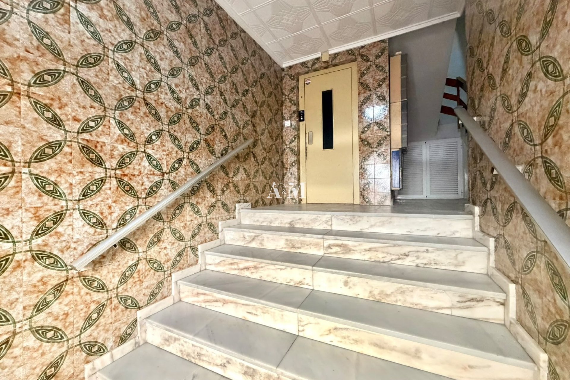 Alquiler a largo plazo - Apartamento / piso - Torrevieja - Playa del Cura
