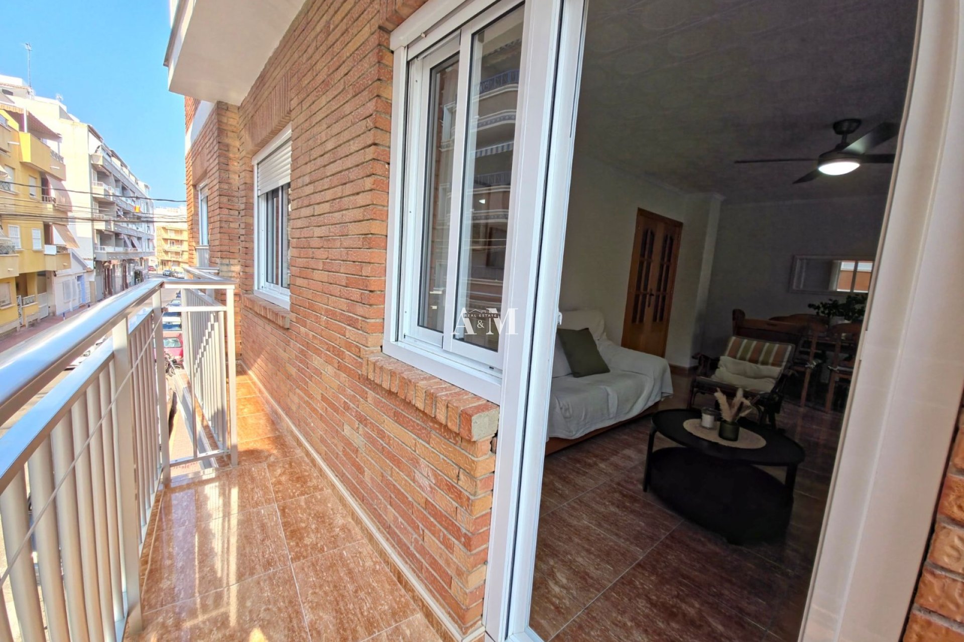 Alquiler a largo plazo - Apartamento / piso - Torrevieja - Playa del Cura