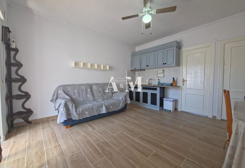 Alquiler a largo plazo - Apartamento / piso - Torrevieja - Playa del Cura