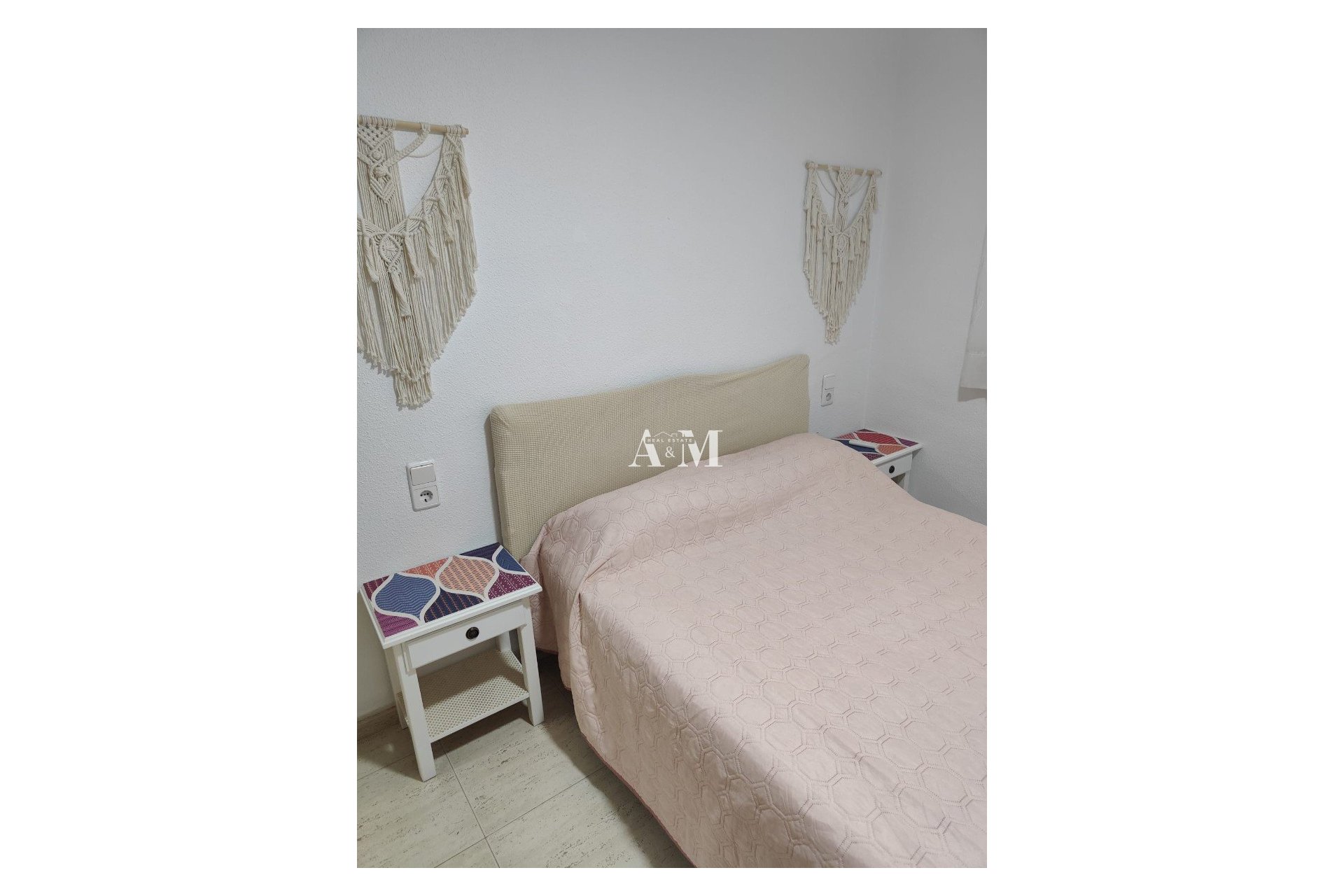 Alquiler a largo plazo - Apartamento / piso - Torrevieja - Playa del Cura