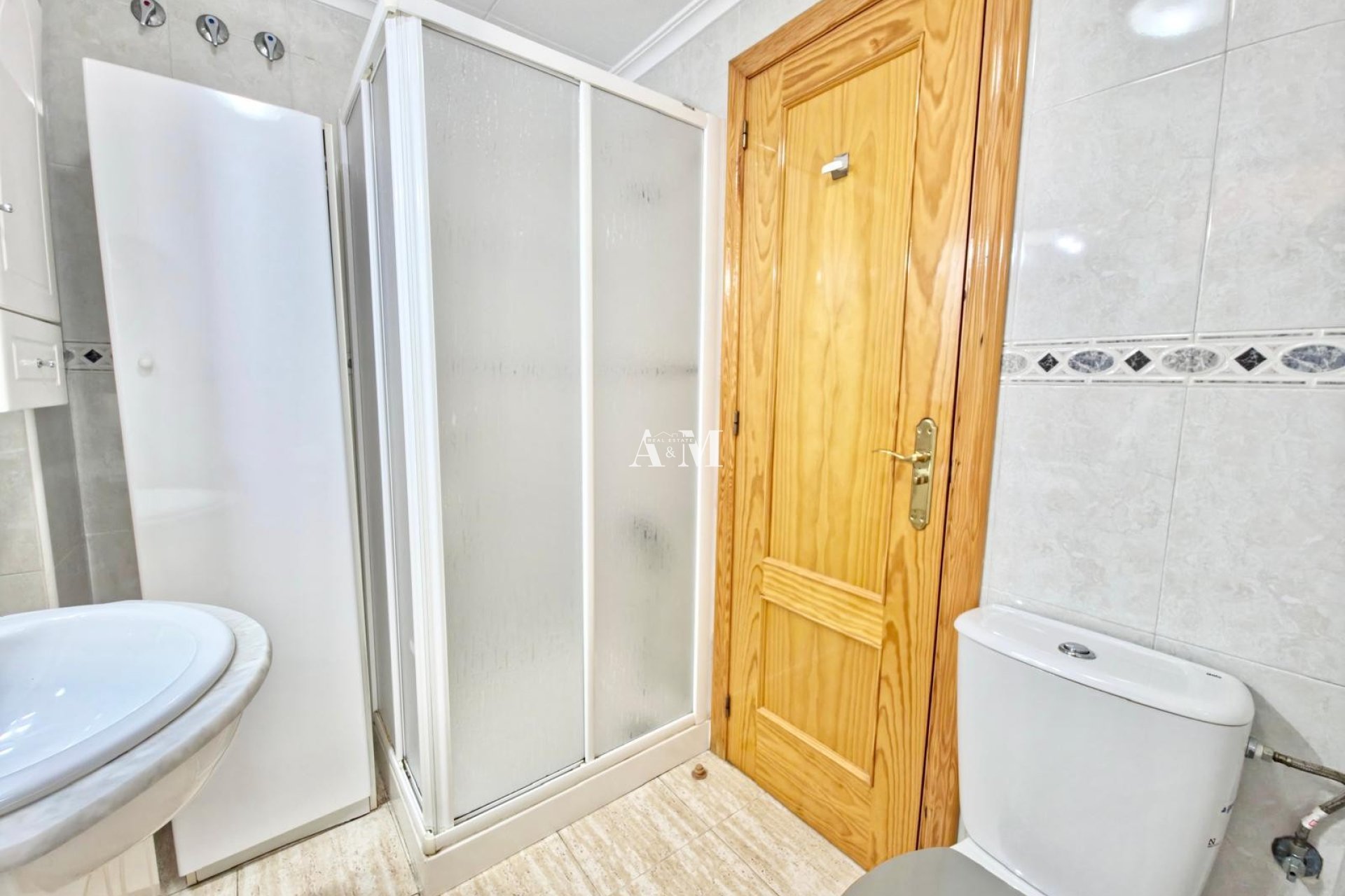 Alquiler a largo plazo - Apartamento / piso - Torrevieja - Playa del Cura