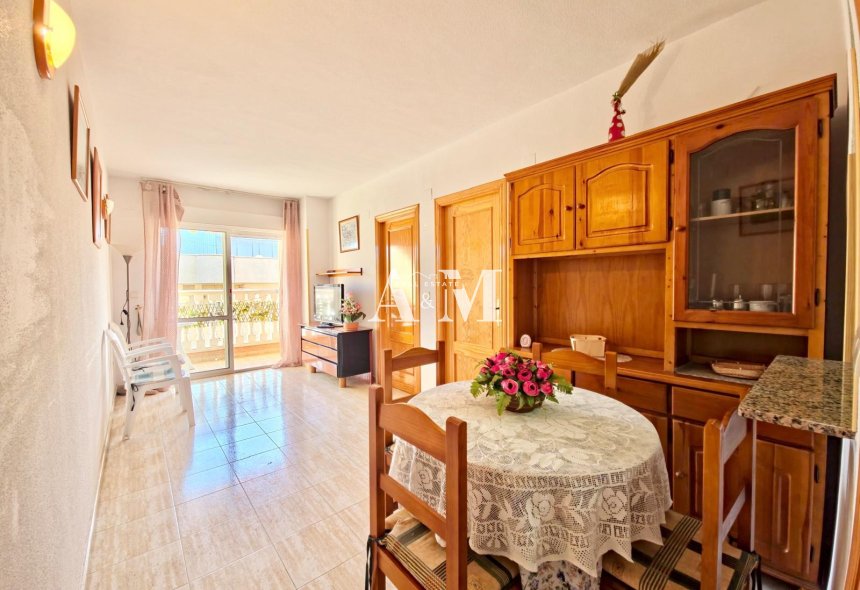 Alquiler a largo plazo - Apartamento / piso - Torrevieja - Playa del Cura