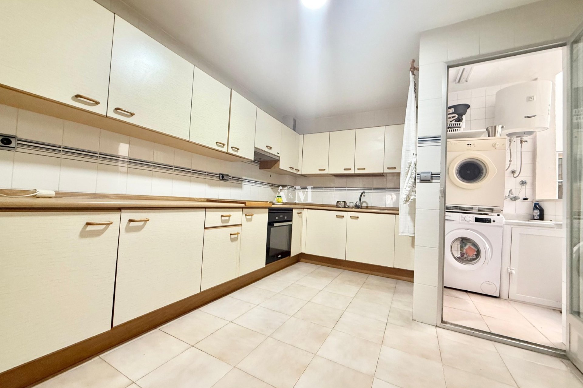 Alquiler a largo plazo - Apartamento / piso - Torrevieja - Playa del Cura