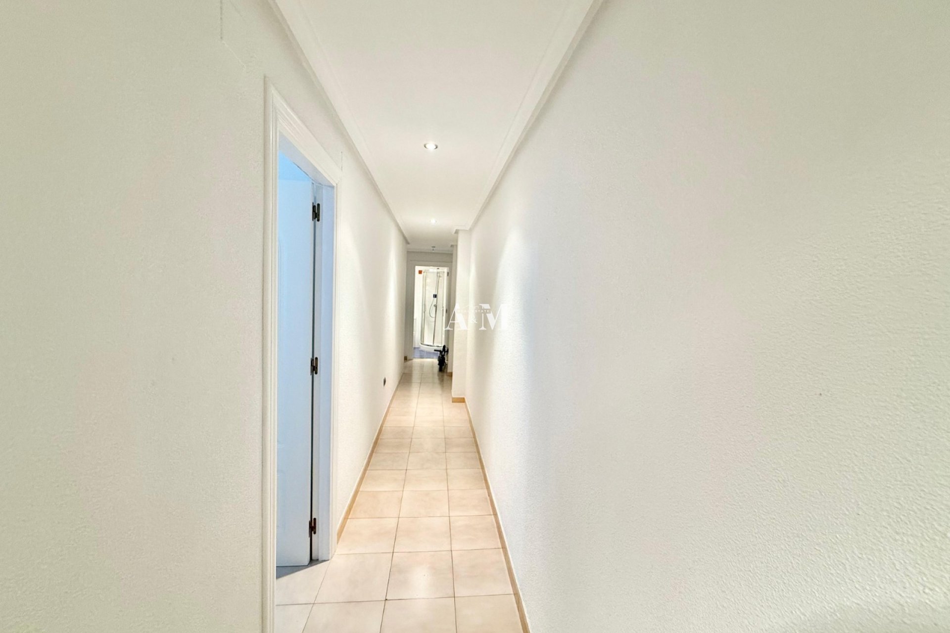 Alquiler a largo plazo - Apartamento / piso - Torrevieja - Playa del Cura