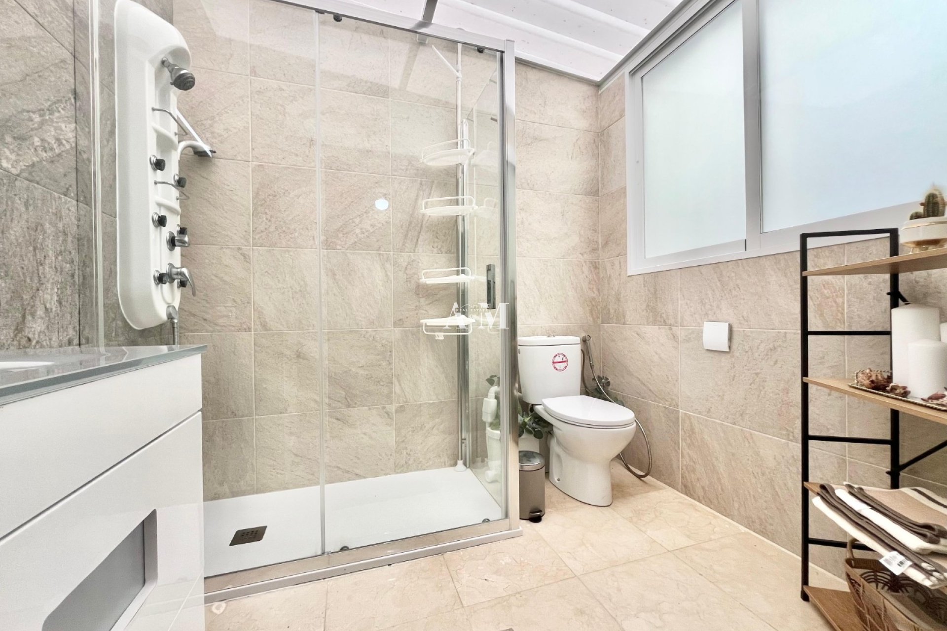 Alquiler a largo plazo - Apartamento / piso - Torrevieja - Playa del Cura