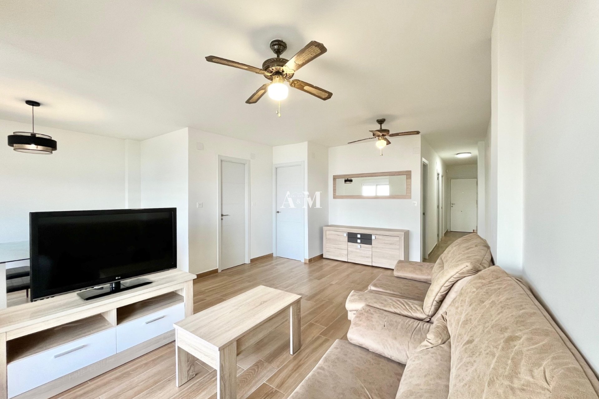 Alquiler a largo plazo - Apartamento / piso - Torrevieja - Playa del Cura