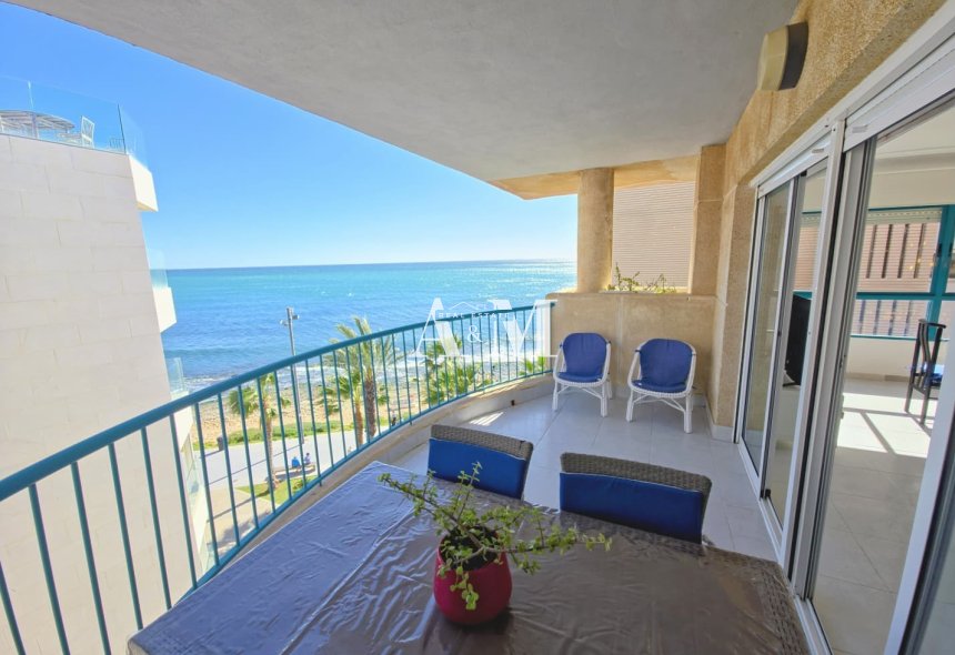 Alquiler a largo plazo - Apartamento / piso - Torrevieja - Playa del Cura