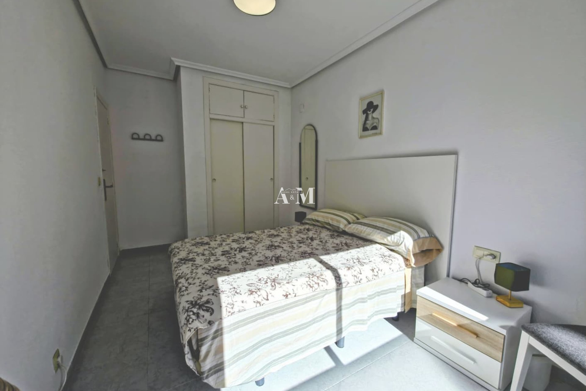 Alquiler a largo plazo - Apartamento / piso - Torrevieja - Playa del Cura