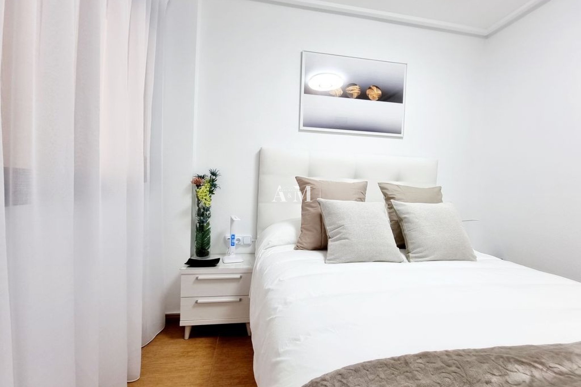 Alquiler a largo plazo - Apartamento / piso - Torrevieja - Playa del Cura