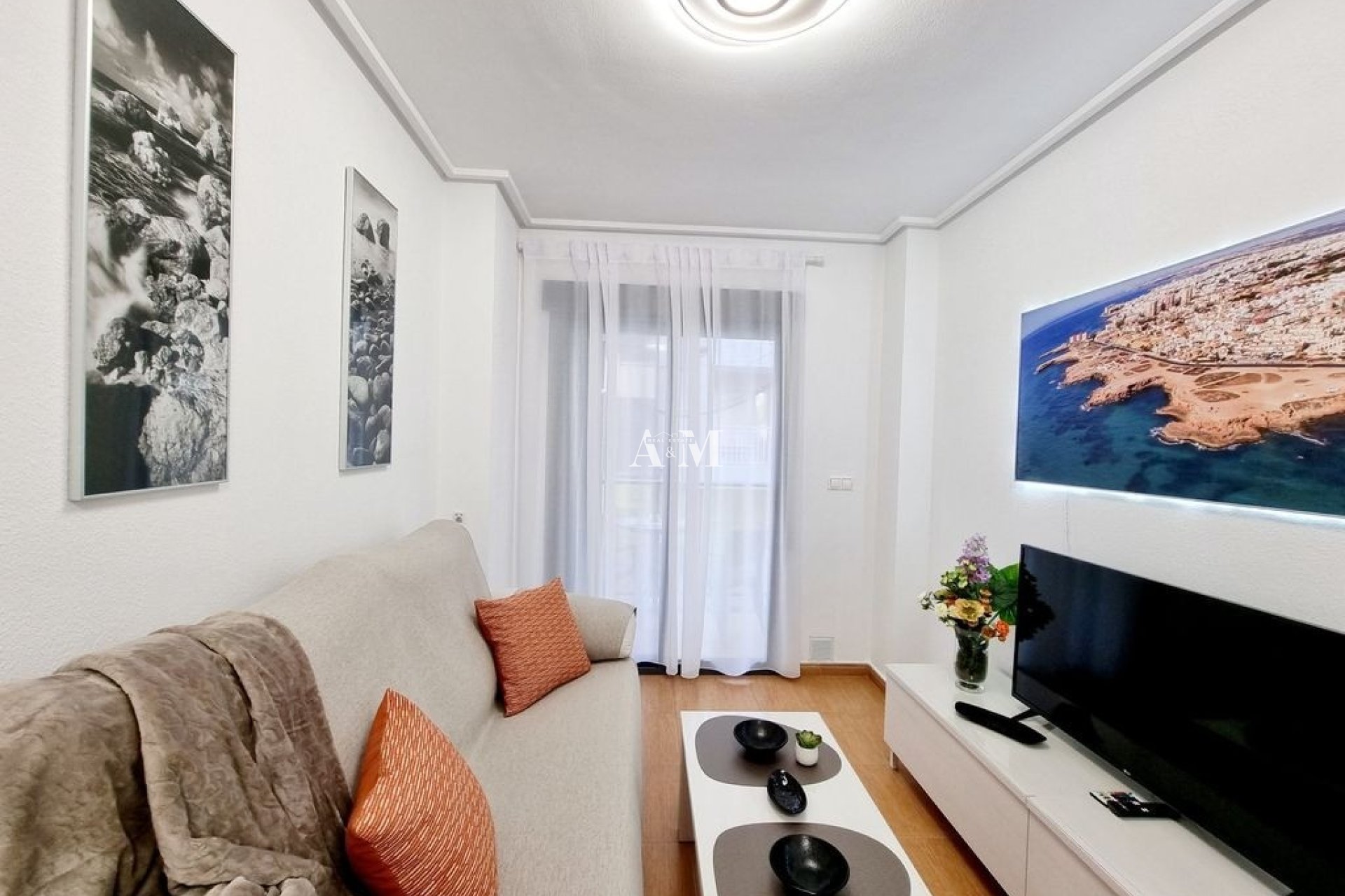 Alquiler a largo plazo - Apartamento / piso - Torrevieja - Playa del Cura