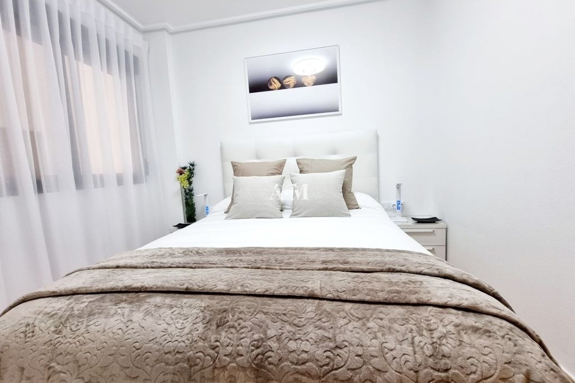 Alquiler a largo plazo - Apartamento / piso - Torrevieja - Playa del Cura