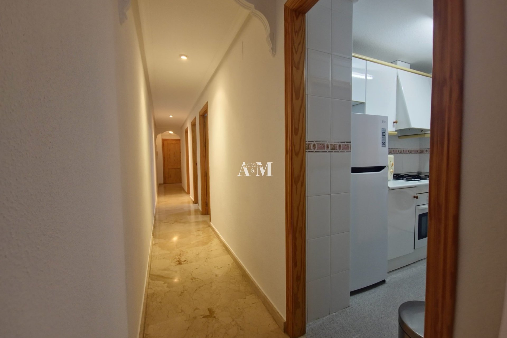 Alquiler a largo plazo - Apartamento / piso - Torrevieja - Playa del Cura