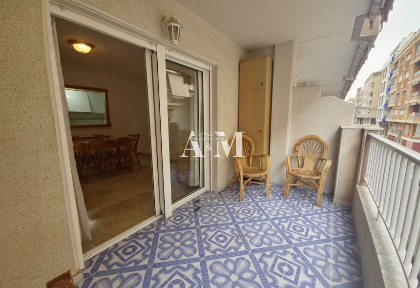 Alquiler a largo plazo - Apartamento / piso - Torrevieja - Playa del Cura