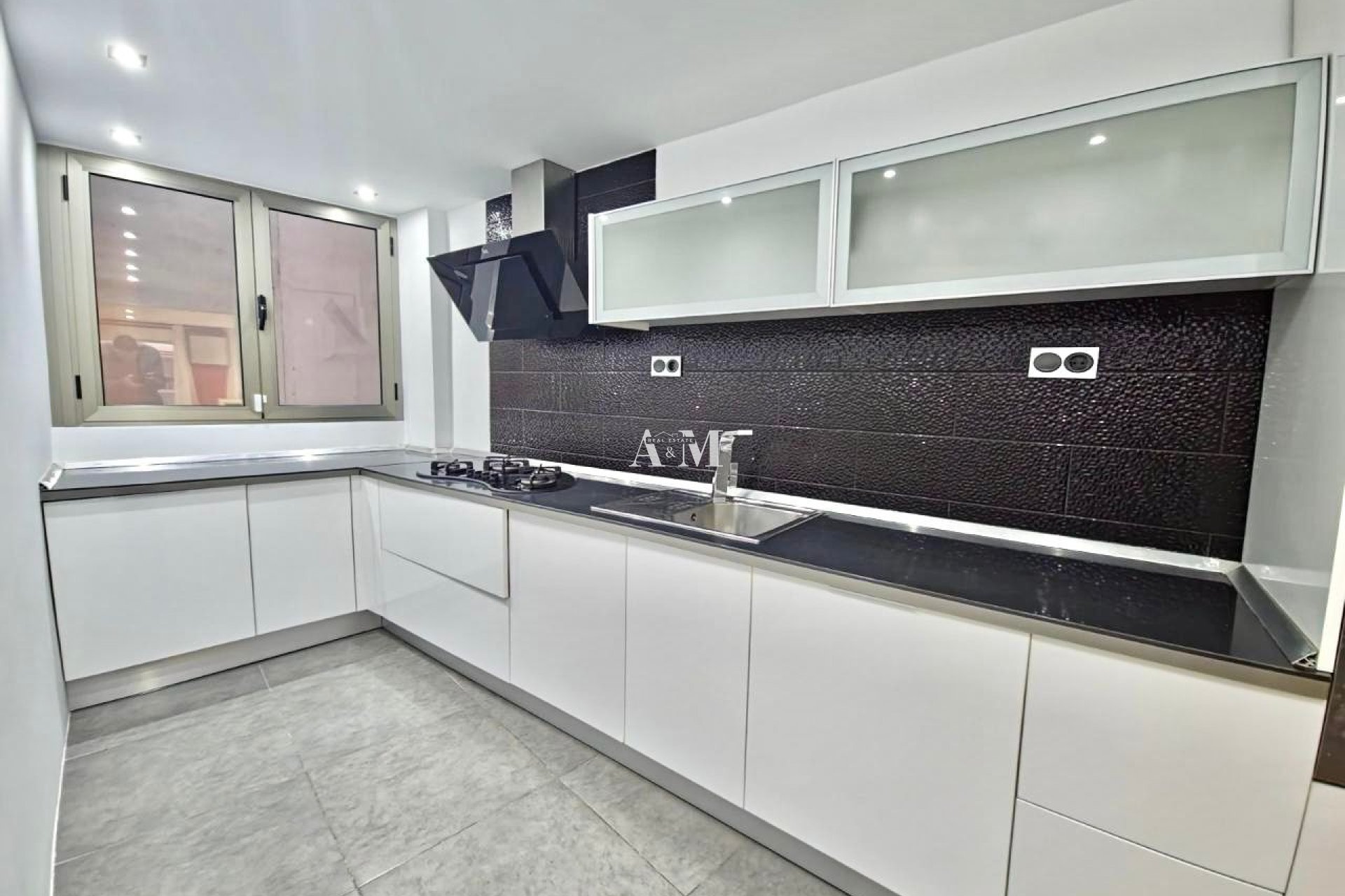 Alquiler a largo plazo - Apartamento / piso - Torrevieja - Playa del Cura