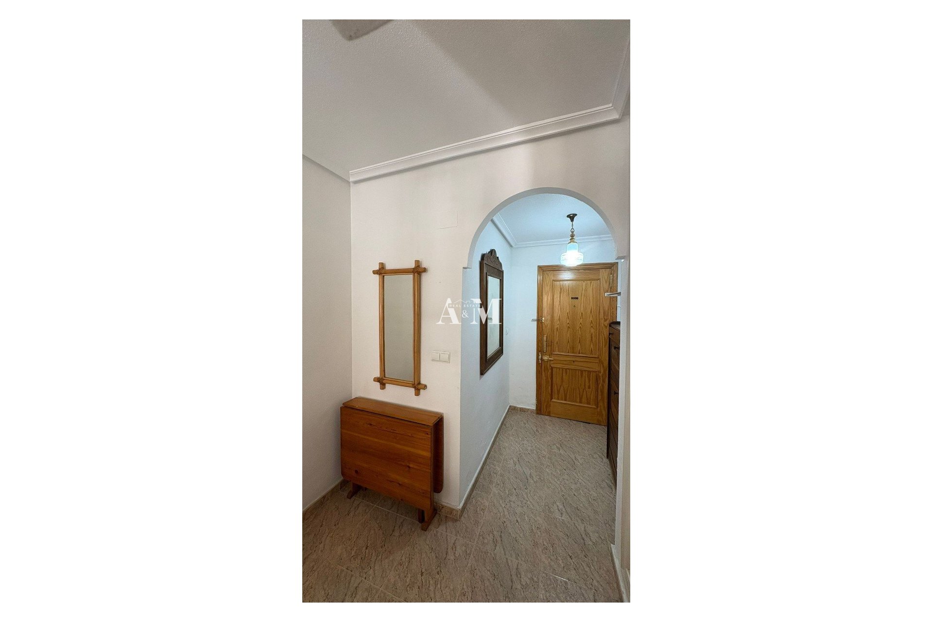 Alquiler a largo plazo - Apartamento / piso - Torrevieja - Playa del Cura