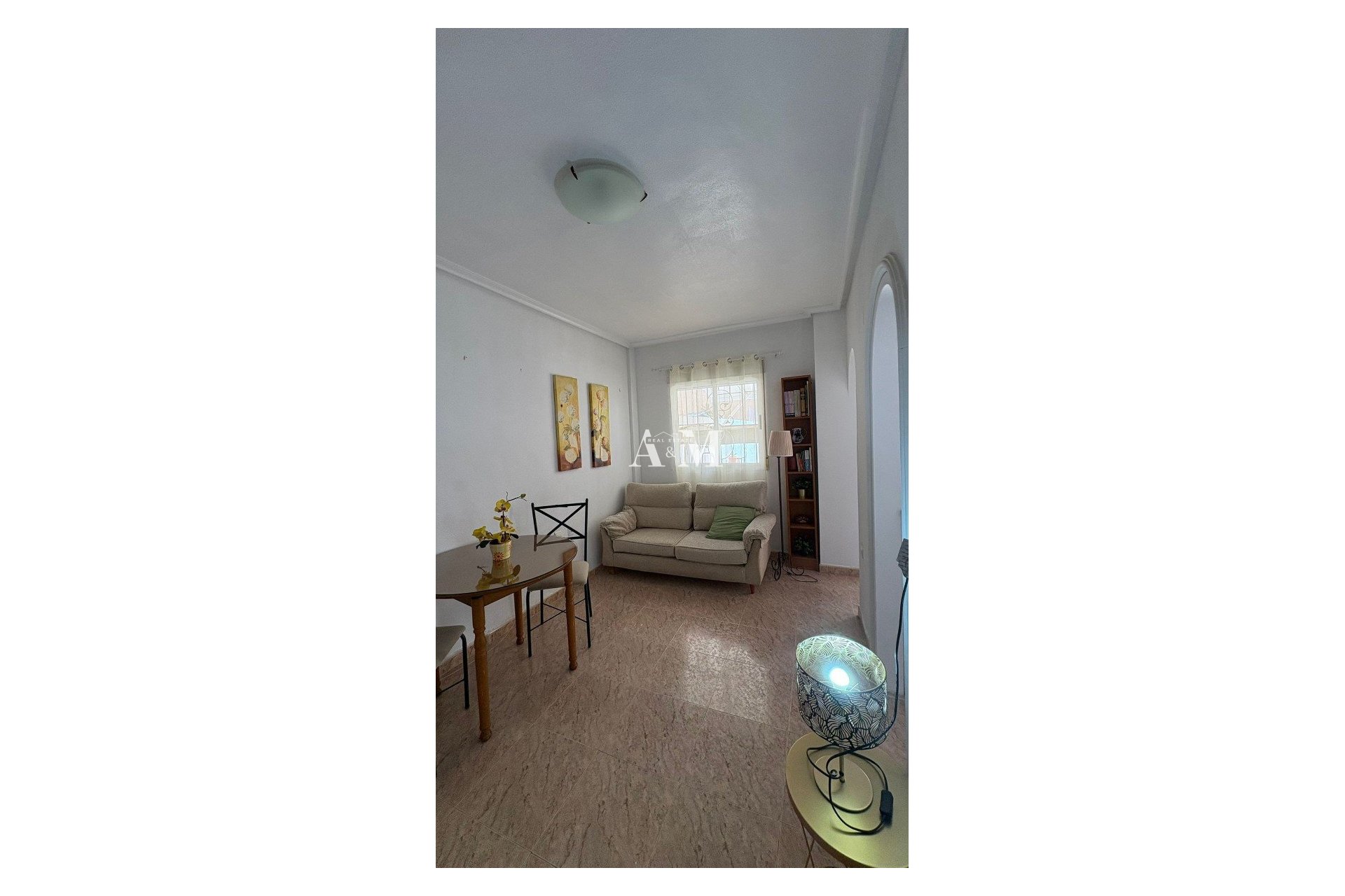 Alquiler a largo plazo - Apartamento / piso - Torrevieja - Playa del Cura