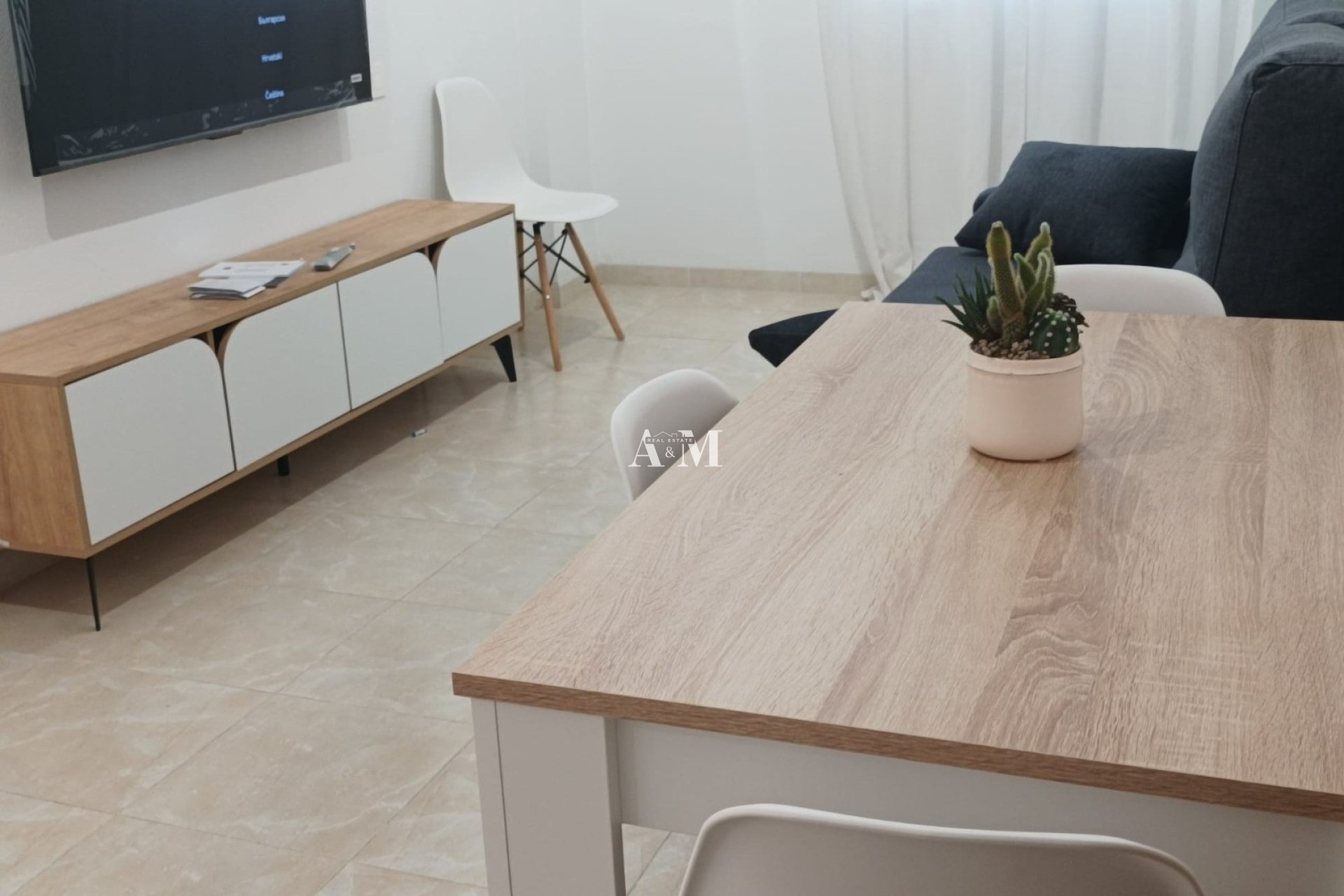 Alquiler a largo plazo - Apartamento / piso - Torrevieja - Playa del Cura