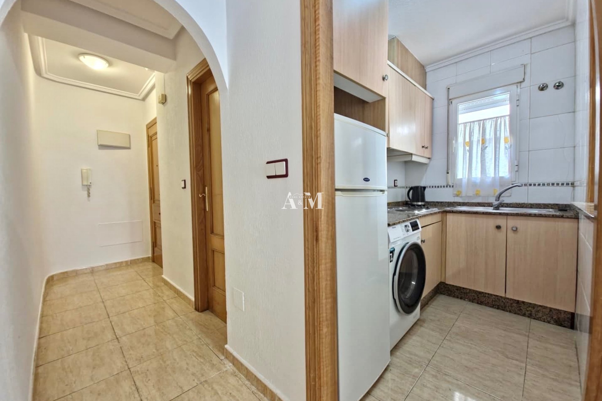 Alquiler a largo plazo - Apartamento / piso - Torrevieja - Playa del Cura