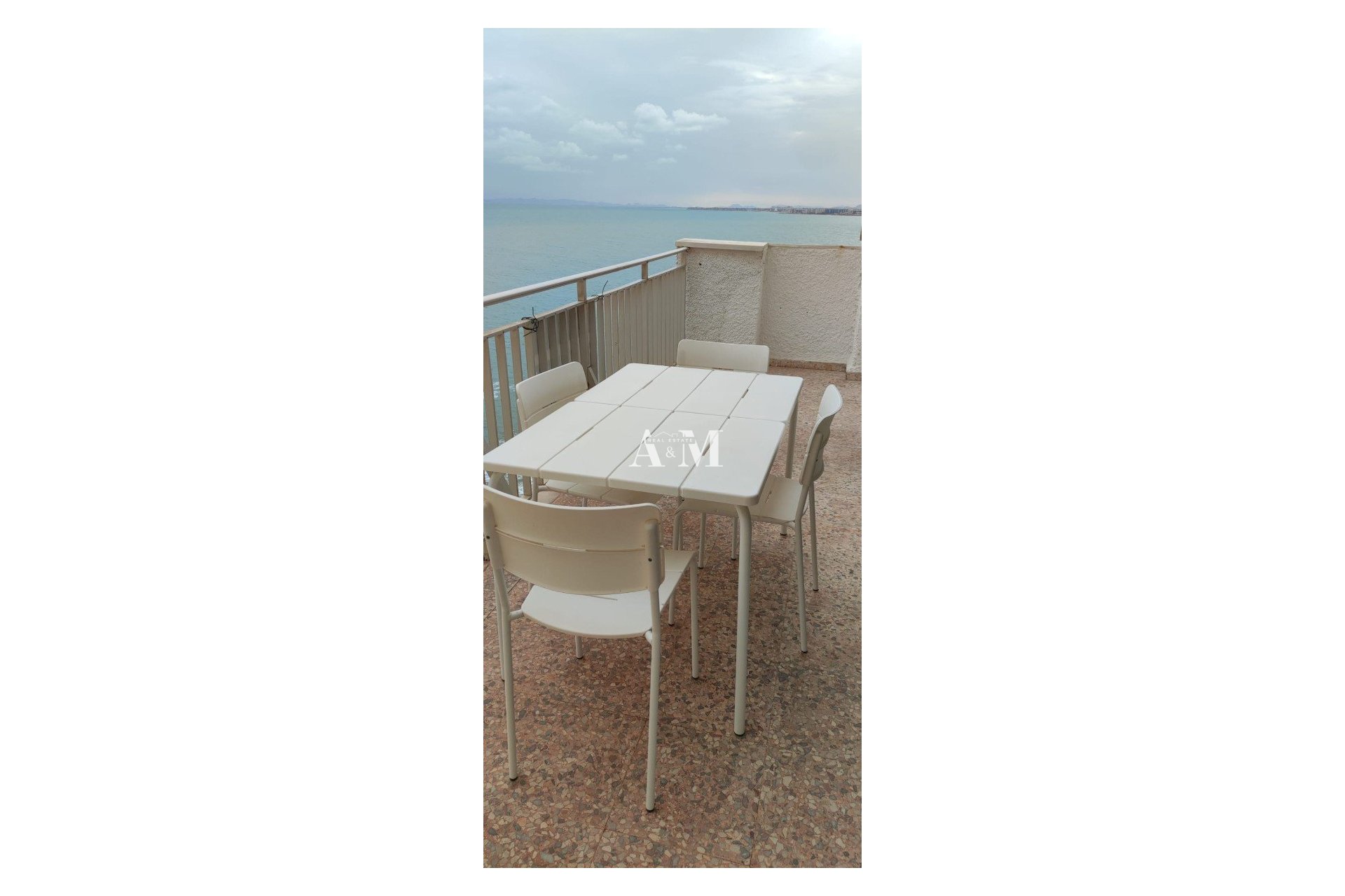 Alquiler a largo plazo - Apartamento / piso - Torrevieja - Playa del Cura