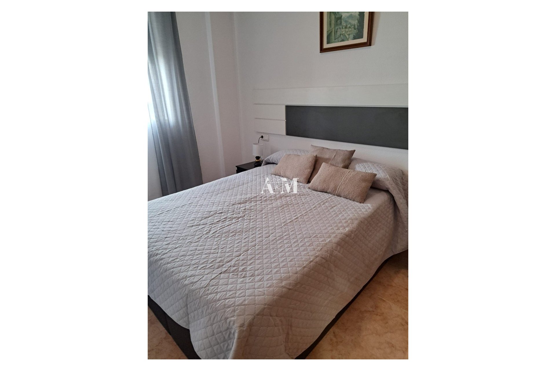 Alquiler a largo plazo - Apartamento / piso - Torrevieja - Playa del Cura