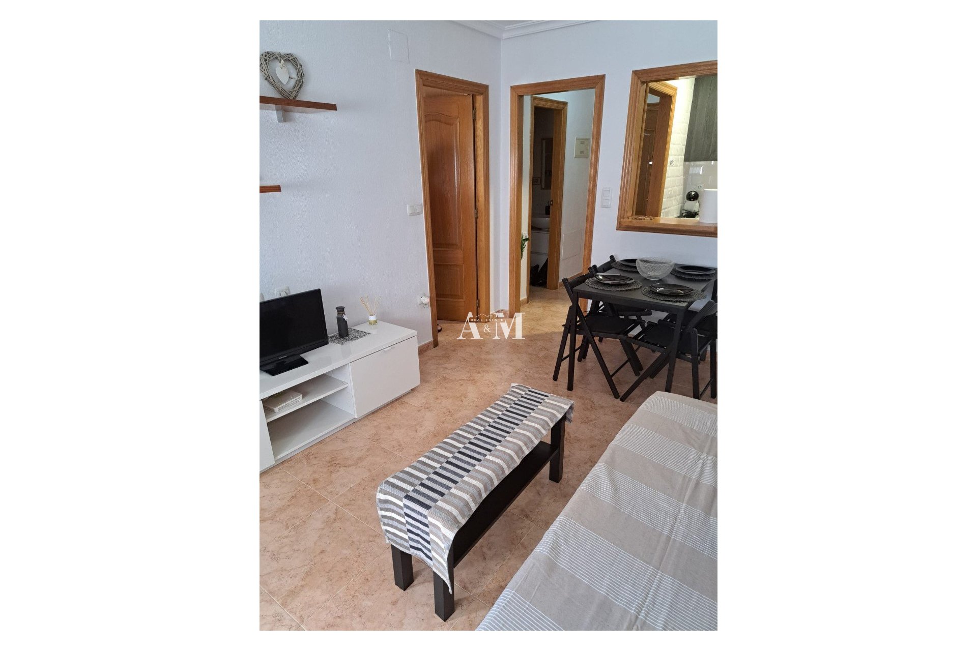 Alquiler a largo plazo - Apartamento / piso - Torrevieja - Playa del Cura