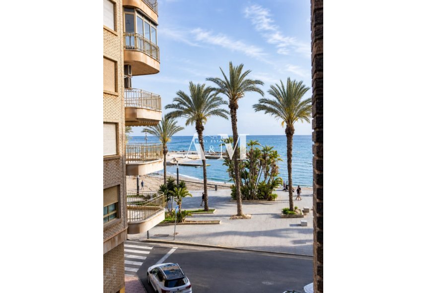 Alquiler a largo plazo - Apartamento / piso - Torrevieja - Playa del Cura