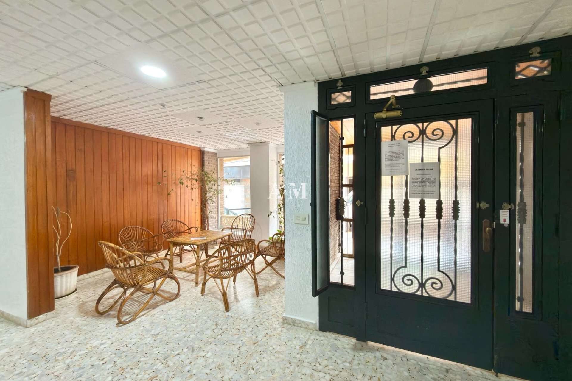 Alquiler a largo plazo - Apartamento / piso - Torrevieja - Playa del Cura
