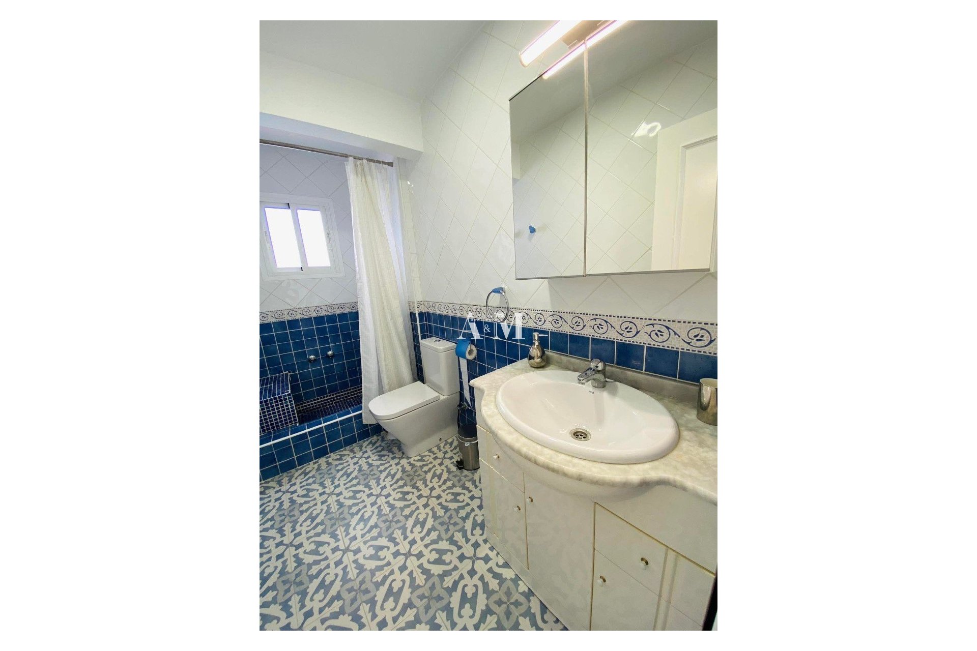 Alquiler a largo plazo - Apartamento / piso - Torrevieja - Playa del Cura