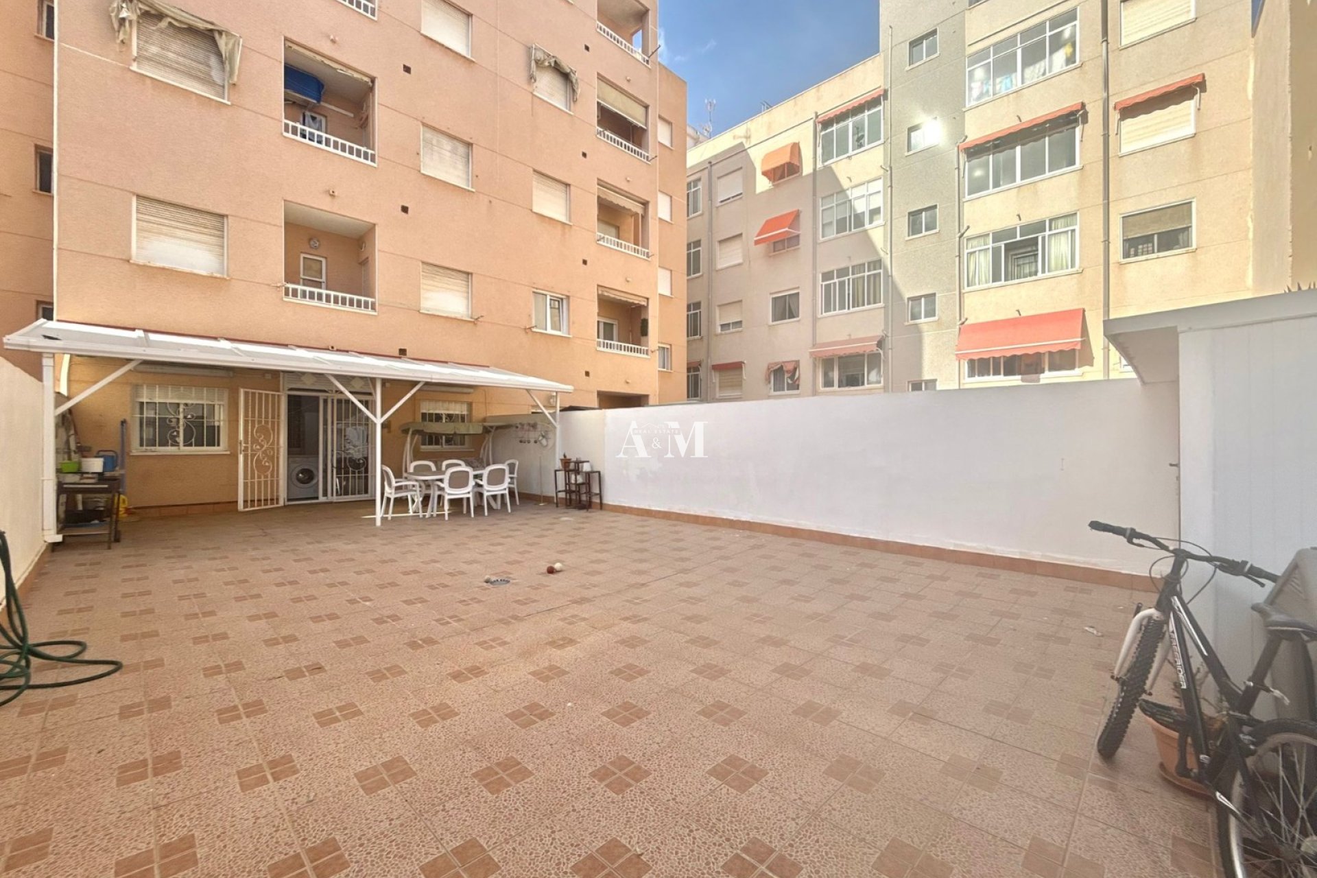 Alquiler a largo plazo - Apartamento / piso - Torrevieja - Playa del Cura