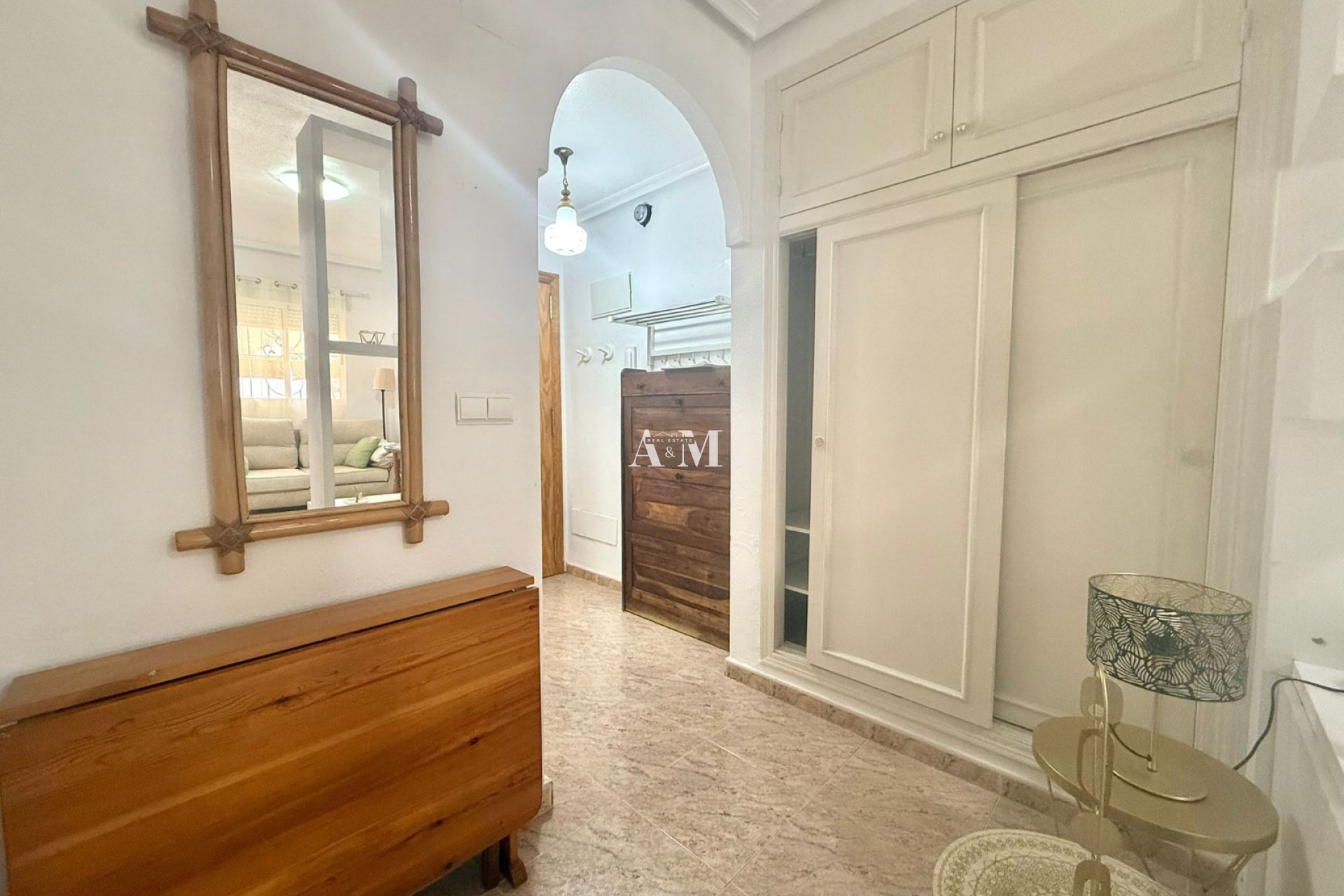 Alquiler a largo plazo - Apartamento / piso - Torrevieja - Playa del Cura