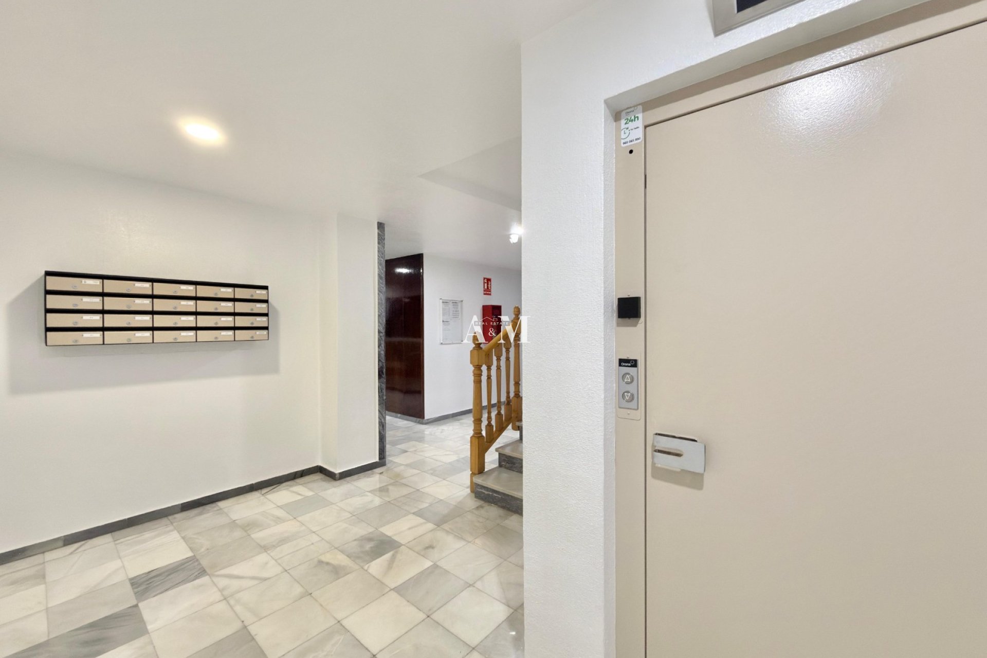Alquiler a largo plazo - Apartamento / piso - Torrevieja - Playa del Cura