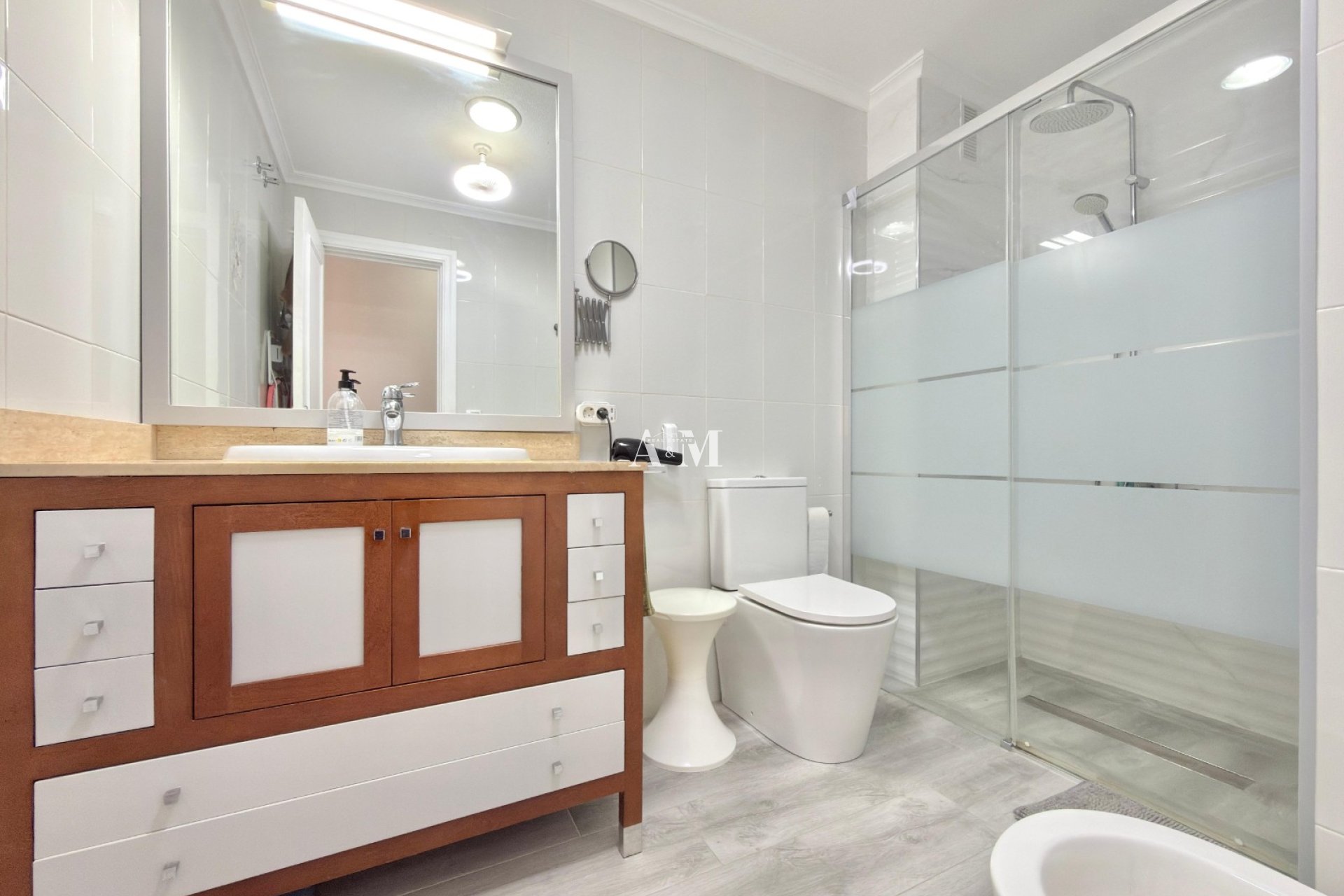 Alquiler a largo plazo - Apartamento / piso - Torrevieja - Playa del Cura