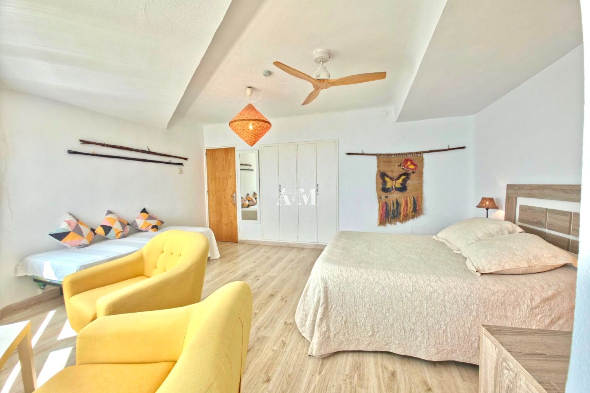 Alquiler a largo plazo - Apartamento / piso - Torrevieja - Playa del Cura