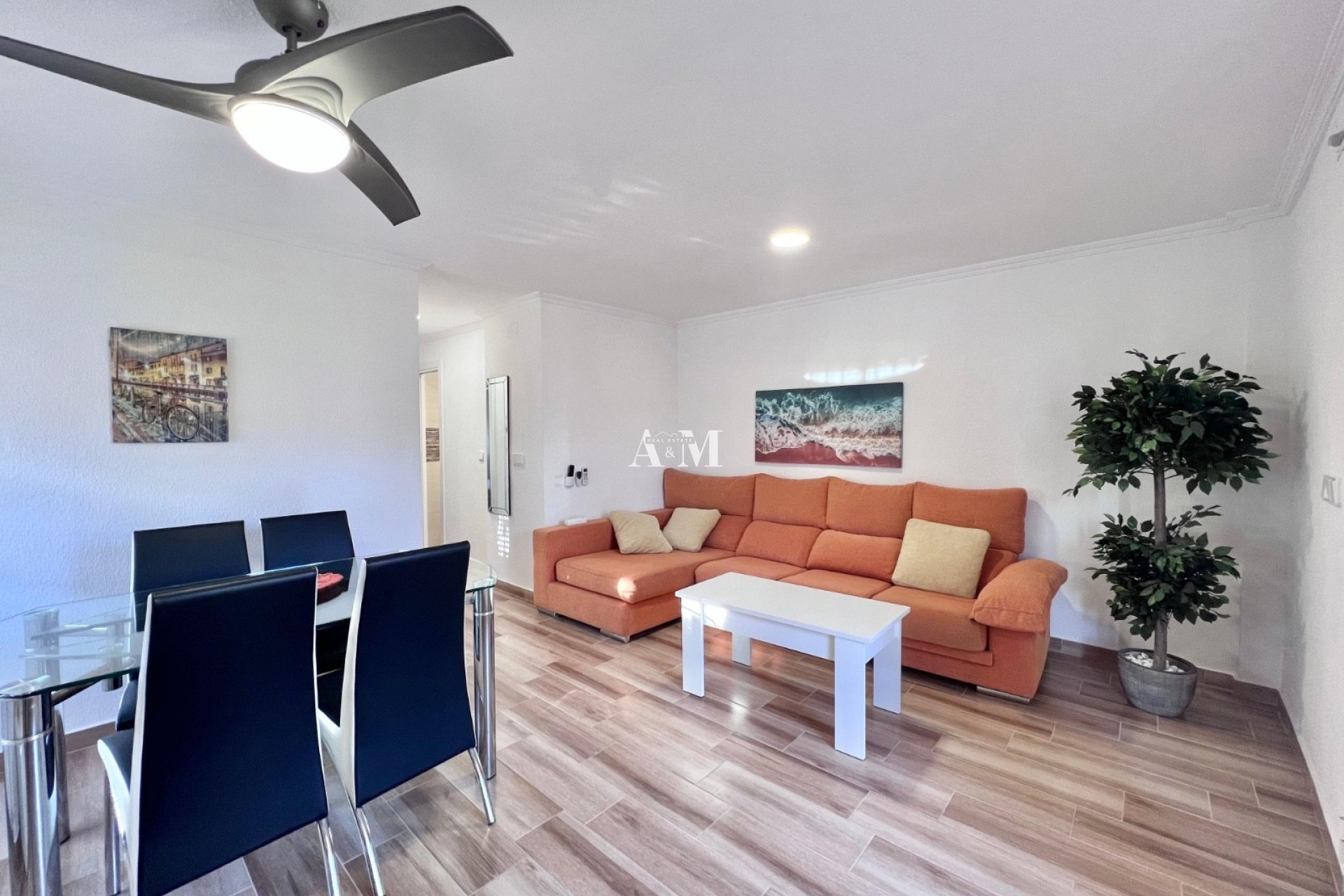 Alquiler a largo plazo - Apartamento / piso - Torrevieja - Torrelamata - La Mata