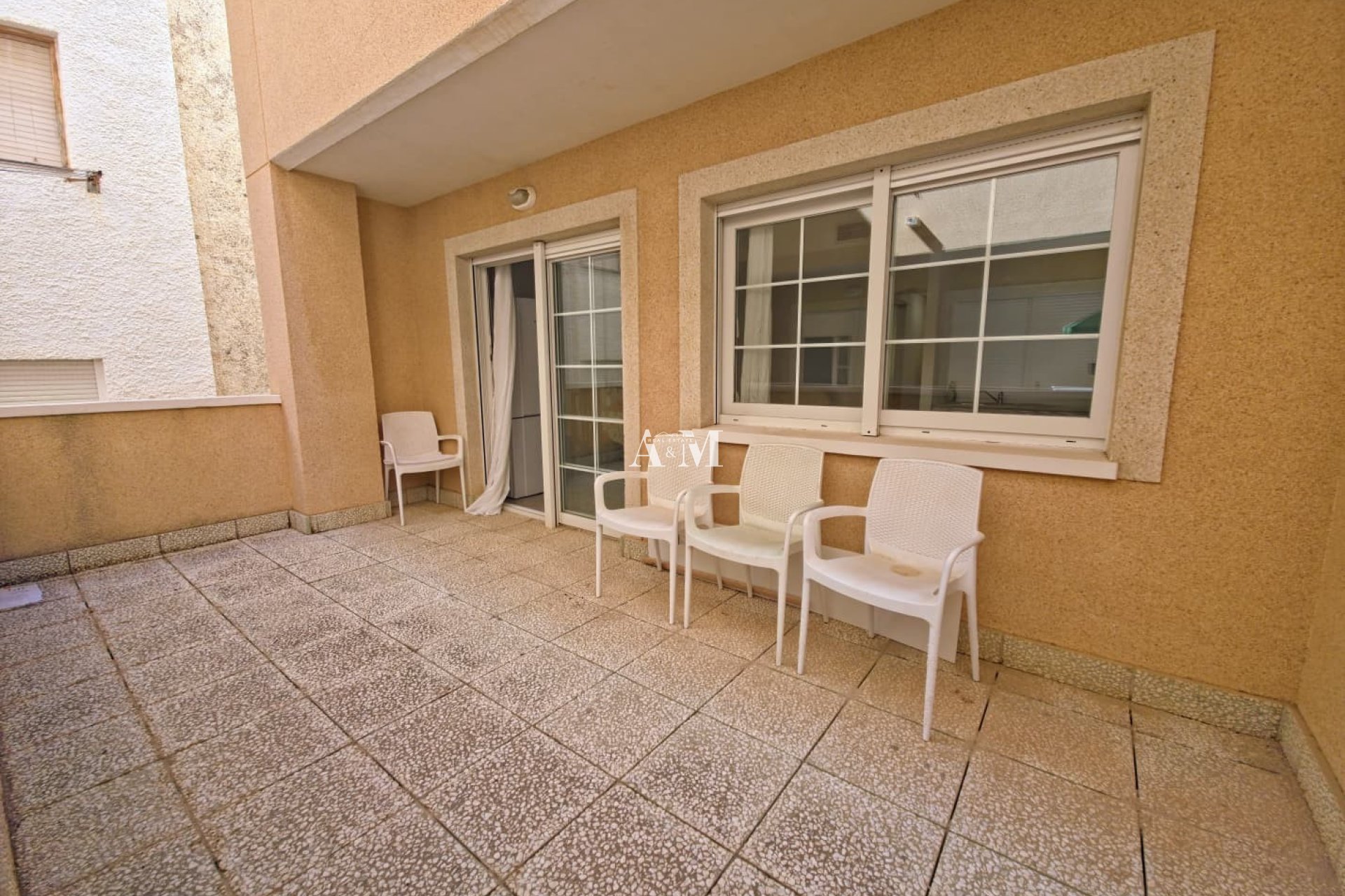 Alquiler a largo plazo - Apartamento / piso - Torrevieja - Torrelamata - La Mata