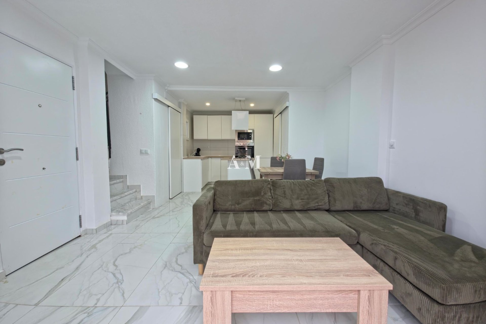 Alquiler a largo plazo - Apartamento / piso - Torrevieja - Torrelamata - La Mata