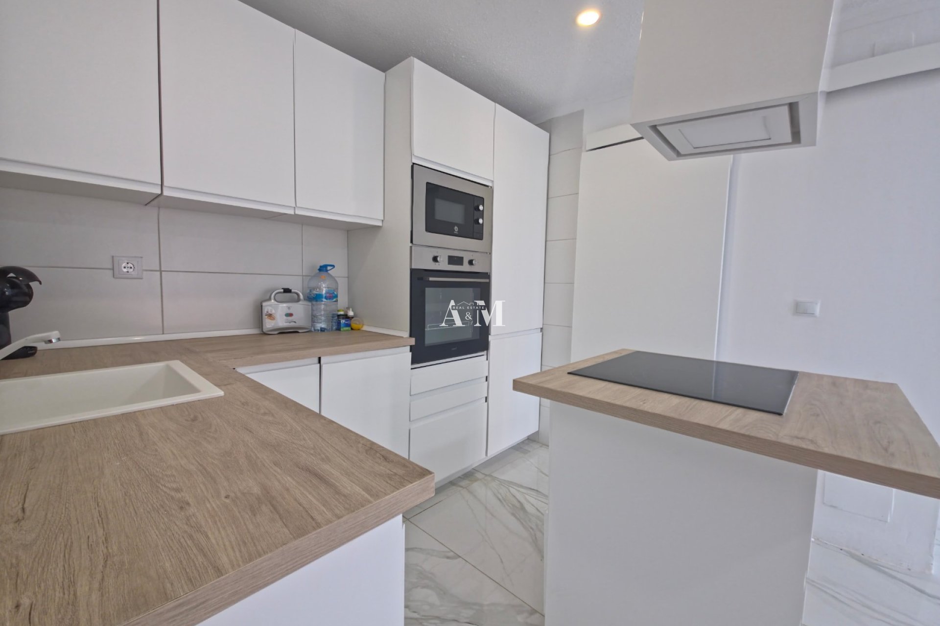 Alquiler a largo plazo - Apartamento / piso - Torrevieja - Torrelamata - La Mata