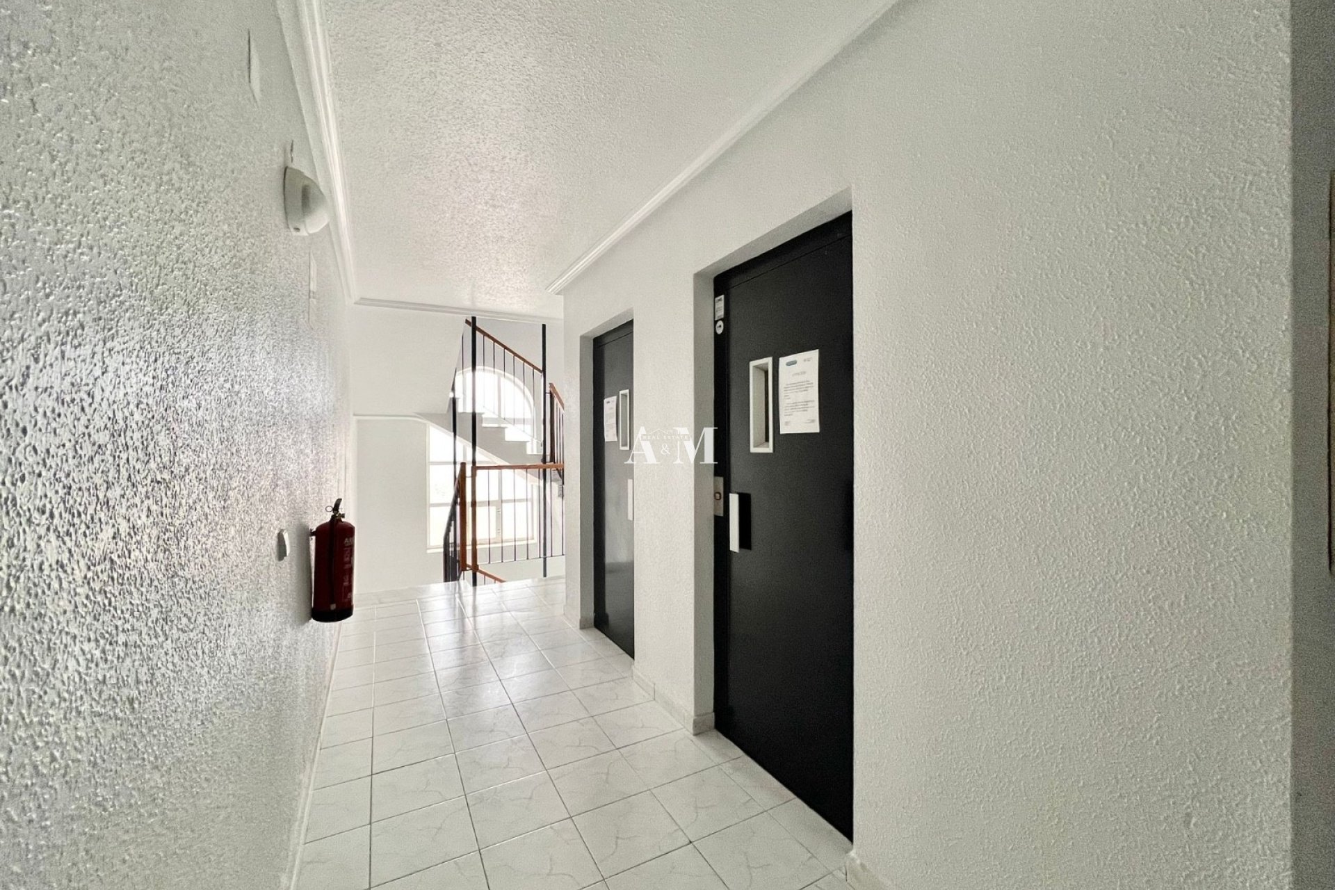 Alquiler a largo plazo - Apartamento / piso - Torrevieja - Torrelamata - La Mata