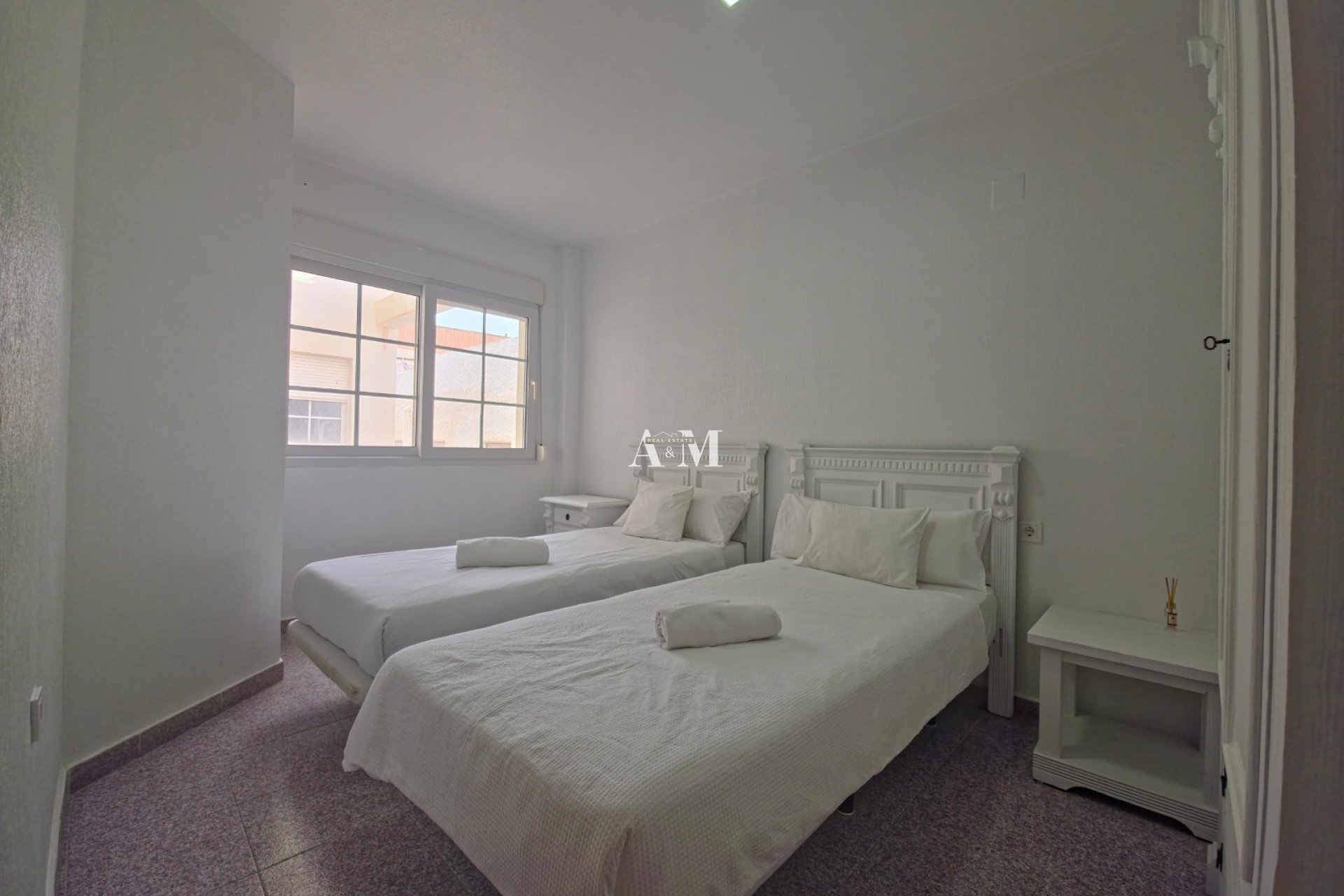 Alquiler a largo plazo - Apartamento / piso - Torrevieja - Torrelamata - La Mata